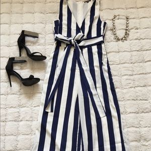 Striped elegant jumpsuit